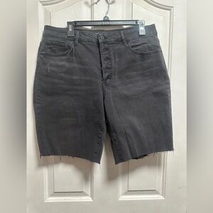 Women’s Time and Tru High Rise Bermuda shorts.